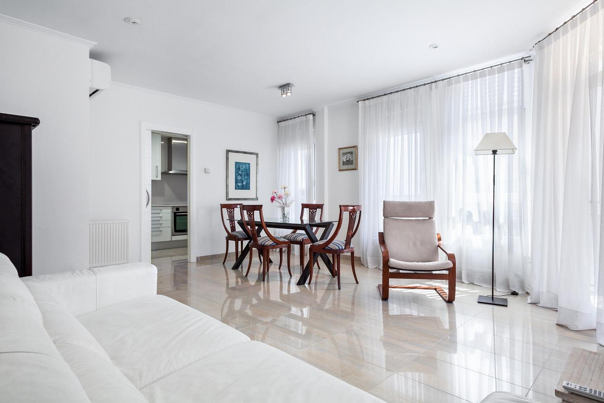 Apartamentos Sonido De Mar Roses Phòng bức ảnh
